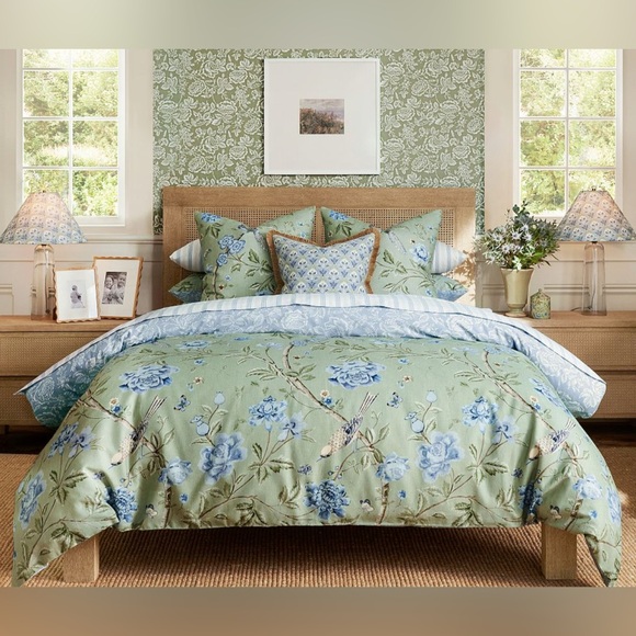 Pottery Barn Queen Sheets